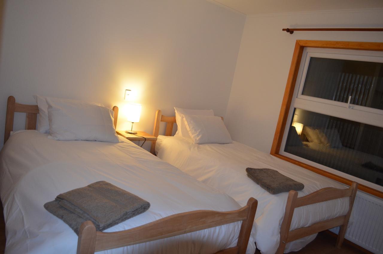 Hostal Camino De Santiago ปวยร์โตนาตาเลส ภายนอก รูปภาพ