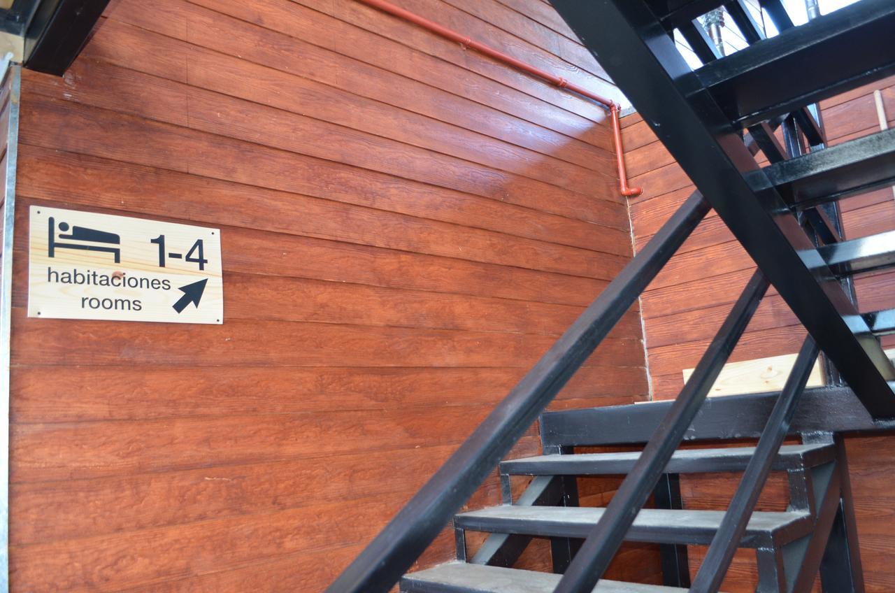 Hostal Camino De Santiago ปวยร์โตนาตาเลส ภายนอก รูปภาพ